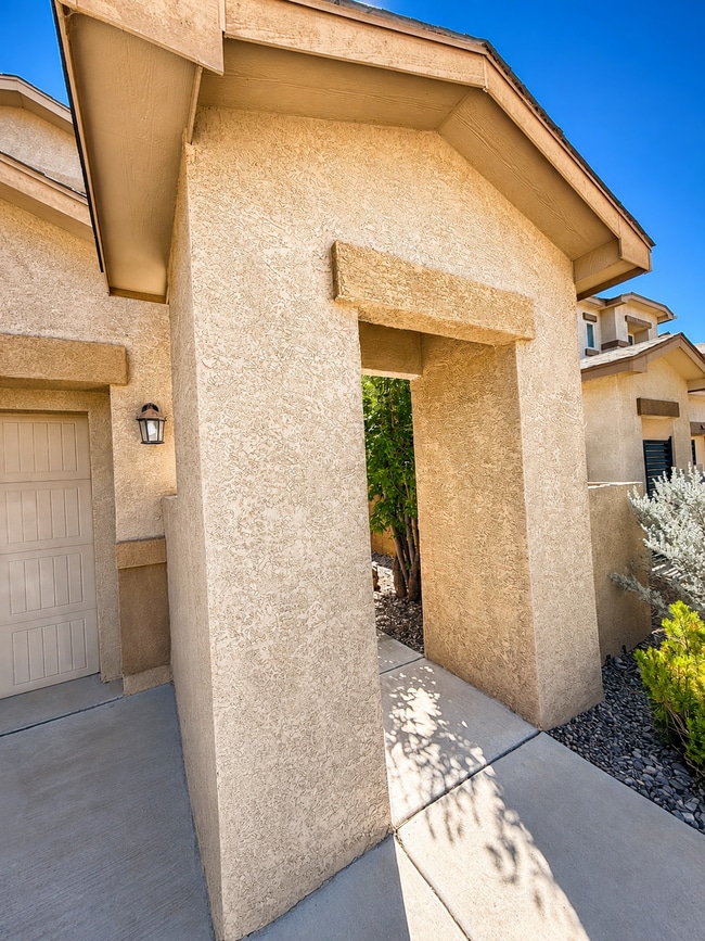 Photo - 8936 Mission Ridge Dr