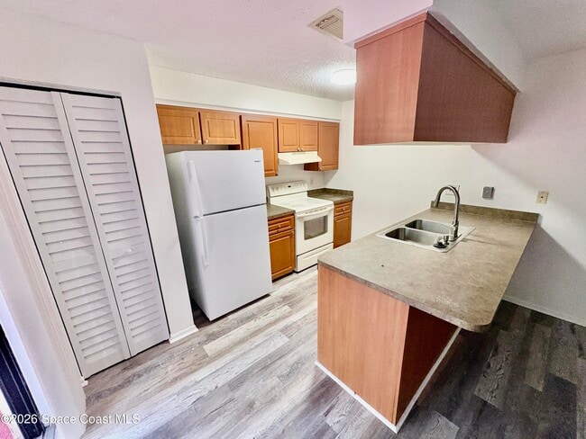Photo - 8789 Live Oak Ct