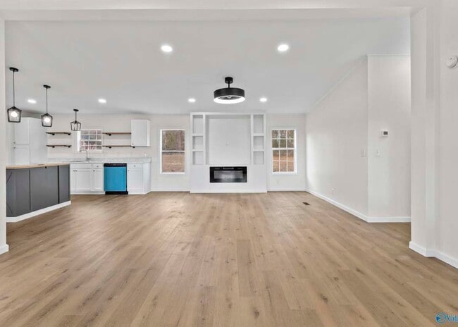 Photo - 1051 Steger Rd
