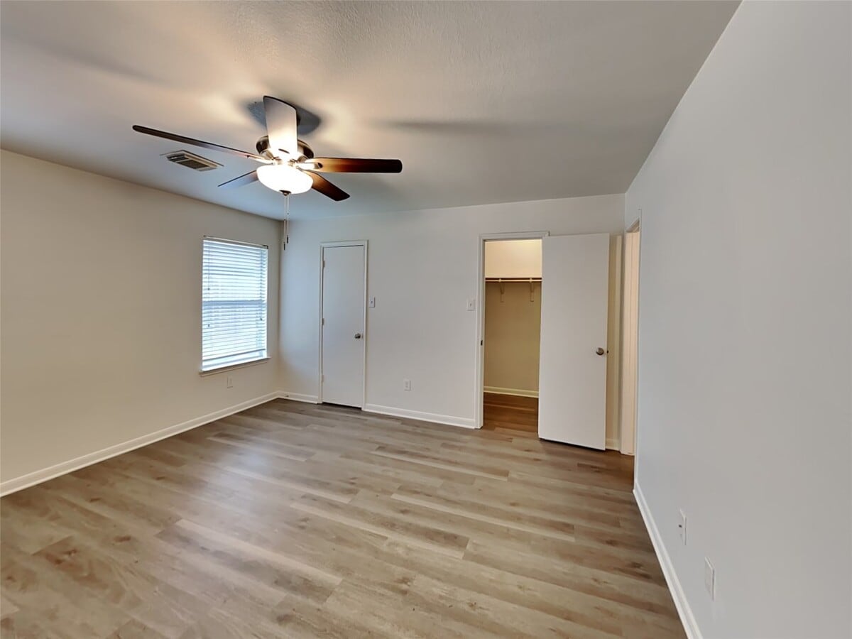 Photo - 9626 Eaglewood Glen Tr