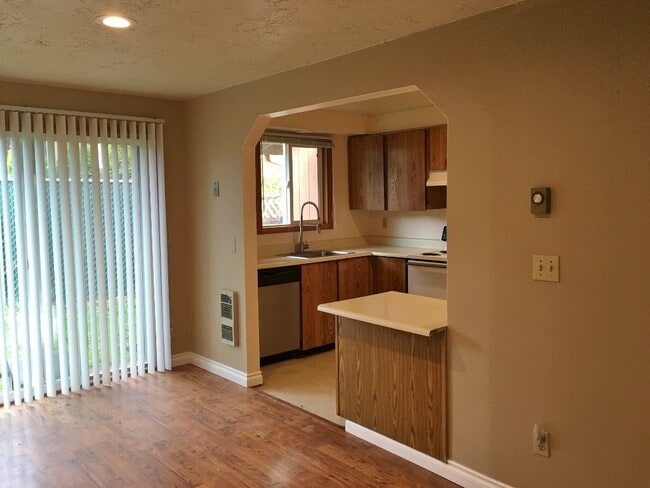 Photo - Neat and Tidy 3 Bedroom, 2 Bath Home in We...