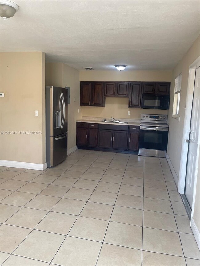 Photo - 3031 NW 134th St Unit 1