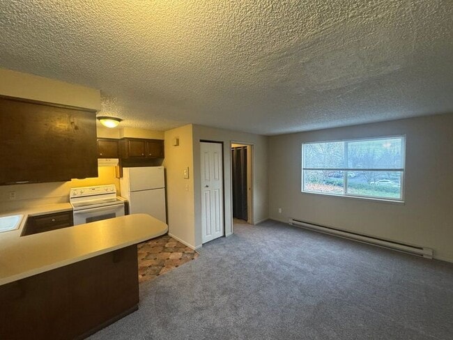 Photo - 2685 12th Pl SE