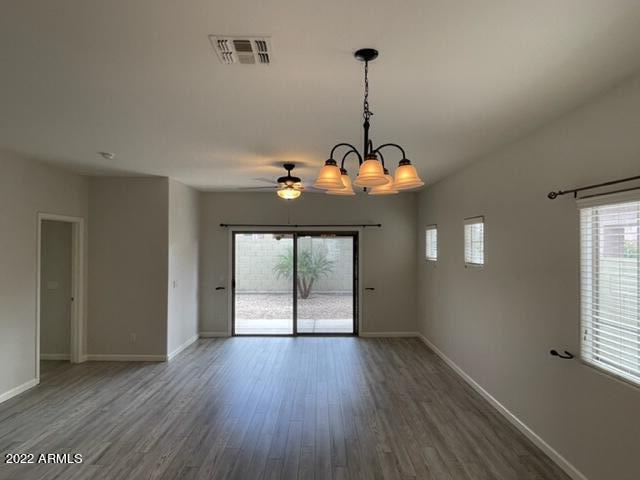 Photo - 553 E San Carlos Way