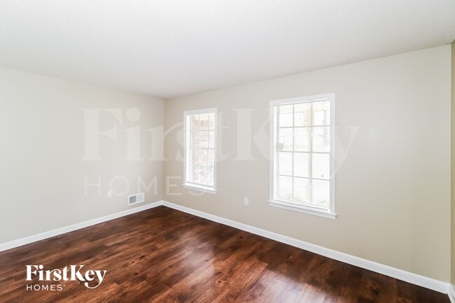 Photo - 5373 Banbury Ave