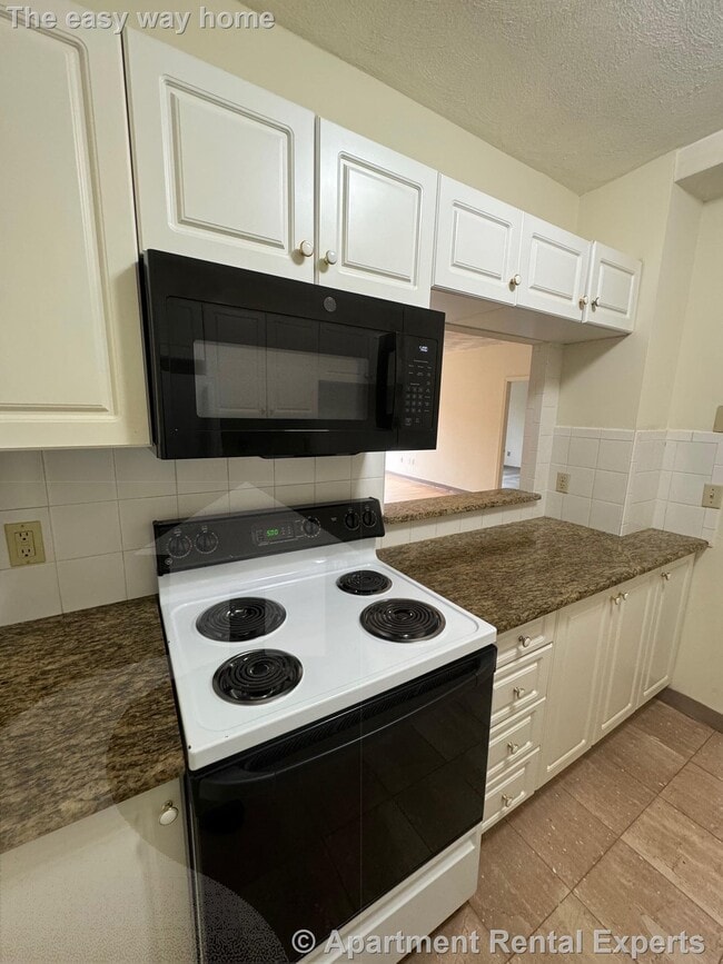 Photo - 373 Highland Ave Unit #320