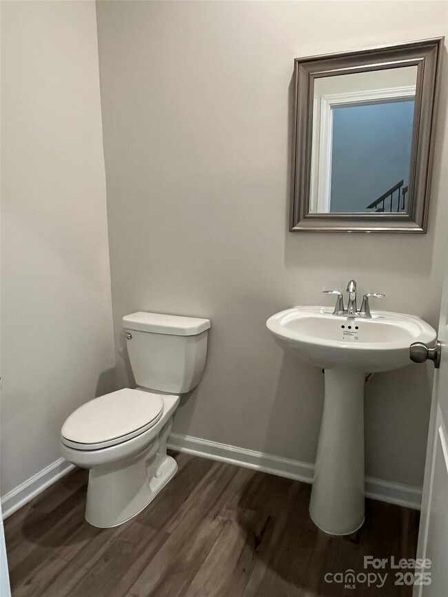 Photo - 15529 Capps Rd