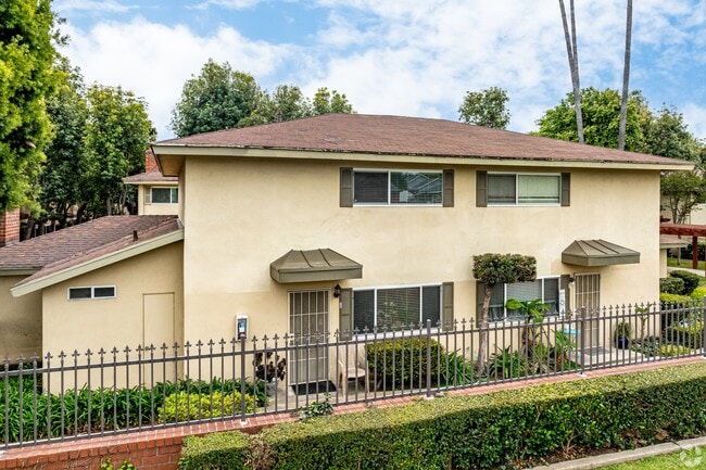 Photo - Vista Valle Townhomes