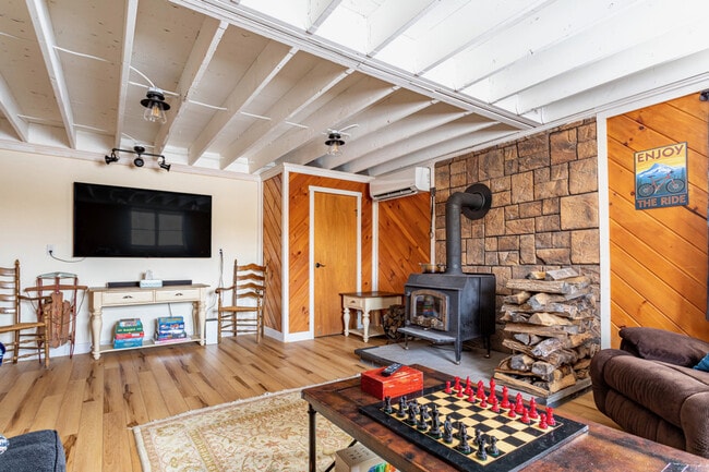 Building Photo - 8 Ruland Rd Unit ID1301712P Rental