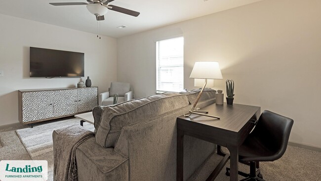 Photo - 610 Universal Dr Unidad 711-203.1410503