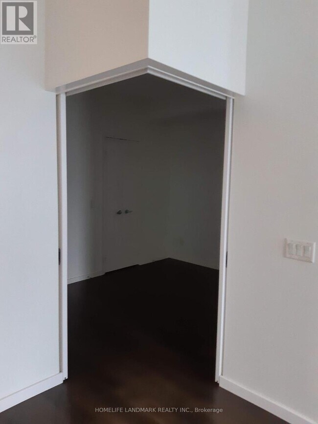 Photo - 8 York St Unit 2204