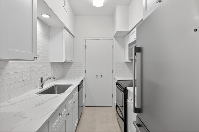 Building Photo - 6315 Campbell Rd Unit 105 Rental