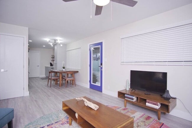 Photo - 2543 E Brill St