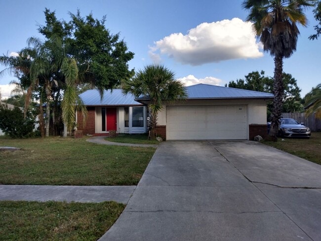 Building Photo - 3/2 Home in the Meadows- Beautiful Central...