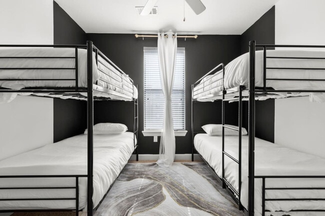 Photo - 5250 Town and Country Blvd Unit ID1363542P