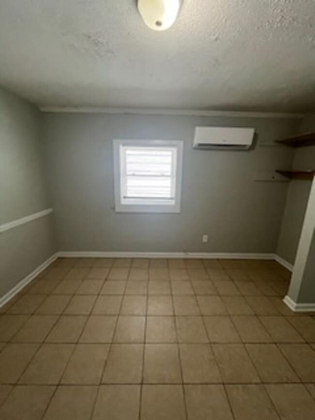 Photo - 728 N Broadway Unit 728 N. Broadway  D