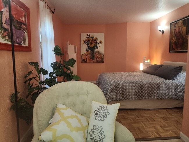 Photo - 8801 Natalie Ave NE