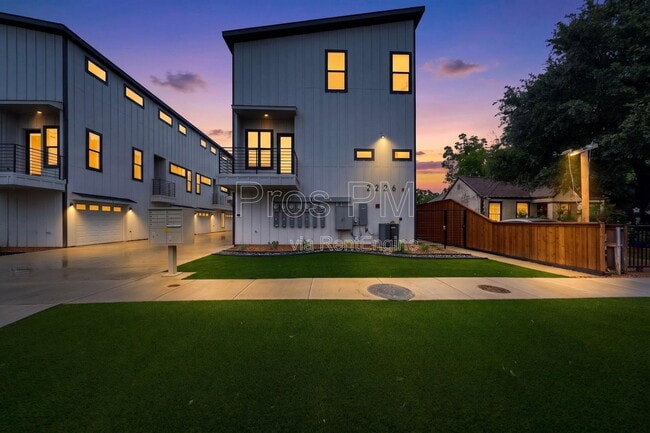 Building Photo - 2226 Shea Rd