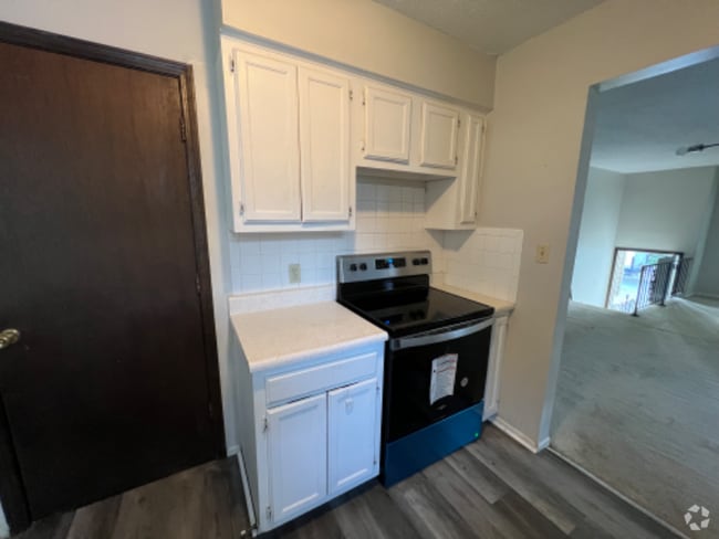 Building Photo - 1318 S Olive St Rental