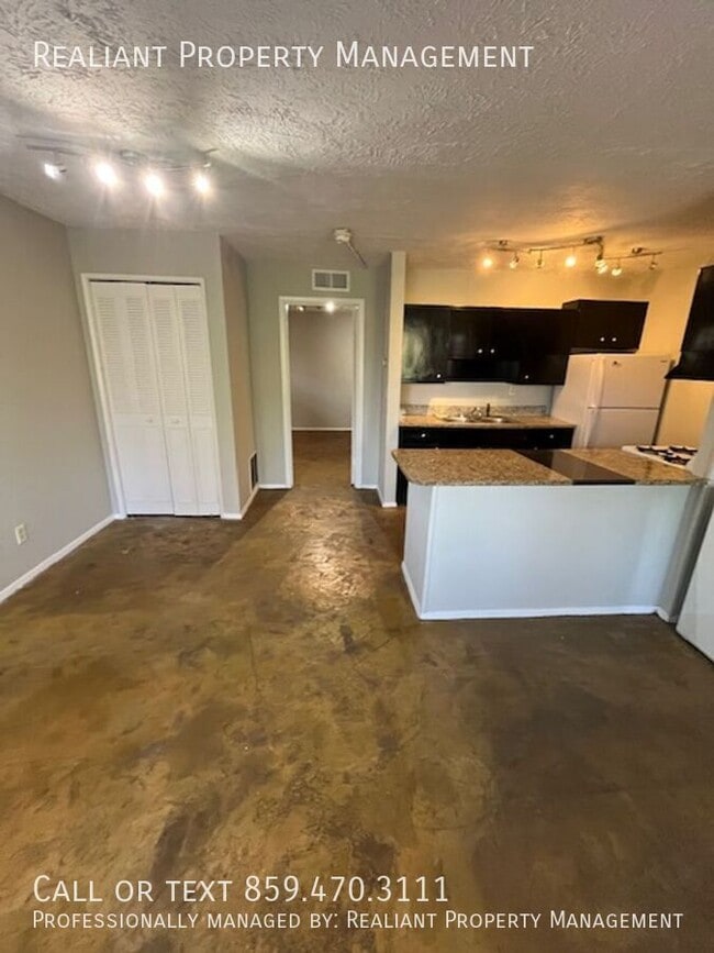 Photo - 468 N. Limestone-5 Unidad 5