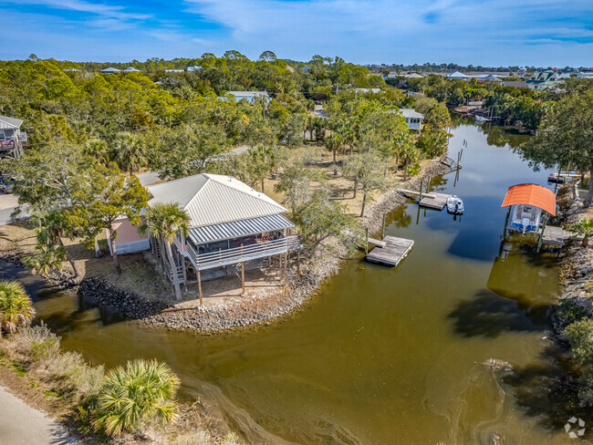 Building Photo - 4 Oyster Bay Dr Rental