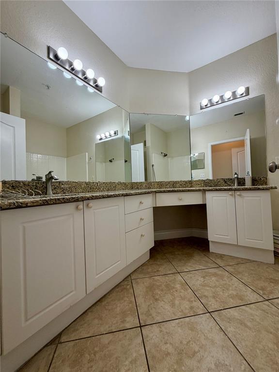 Photo - 2724 Via Murano Unit 622
