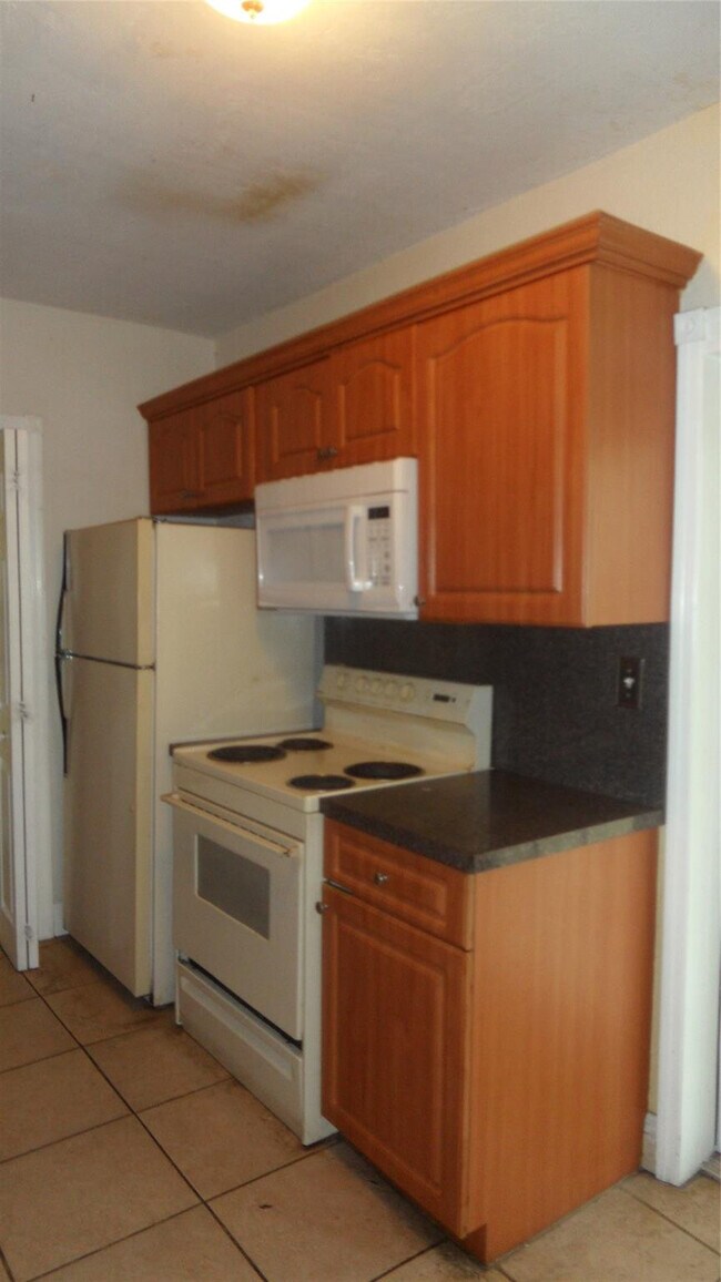 Photo - 700 N 70th Ave