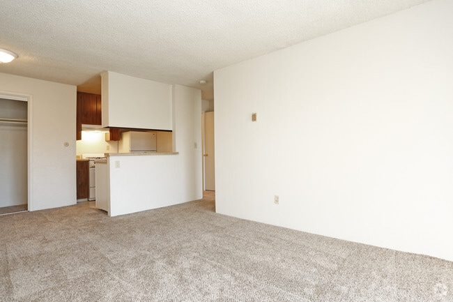 1BR,1BA-528SQ With Balcony