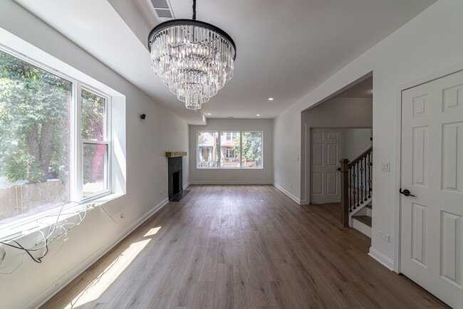 Photo - 6911 S Kimbark Ave