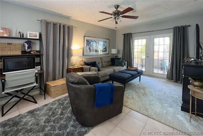 5932 NE 17th Rd