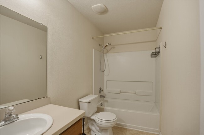 Building Photo - 630 Kiley Dr