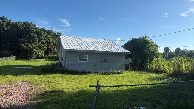 Building Photo - 4485 Armeda Ave Rental