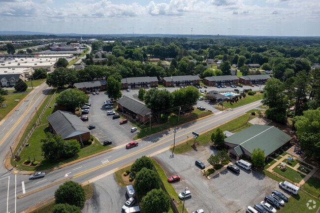 Brookfall I & II Apartments
