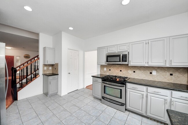 Photo - 2204 Gemini St
