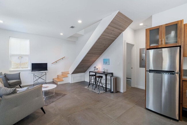 Photo - 123 Moore St Unidad ID1281961P