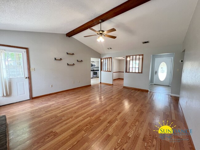 Photo - Charming 3 Bedroom Home in Countryview Estates community with Solar Panels!