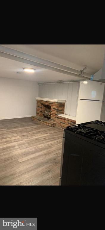 2906 Grindon Ave Unidad BASEMENT