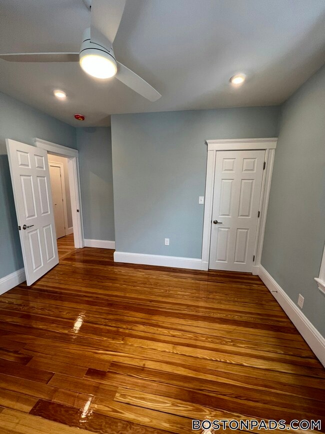 Photo - 11 Burnham St Unit 2