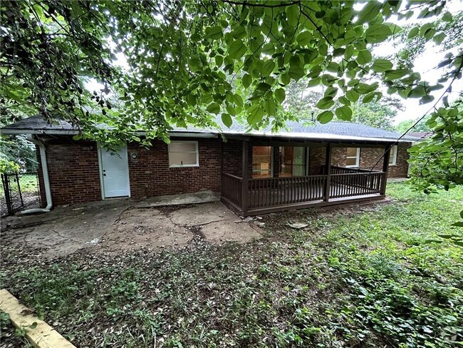 Building Photo - 3742 Rockbridge Rd SW Rental