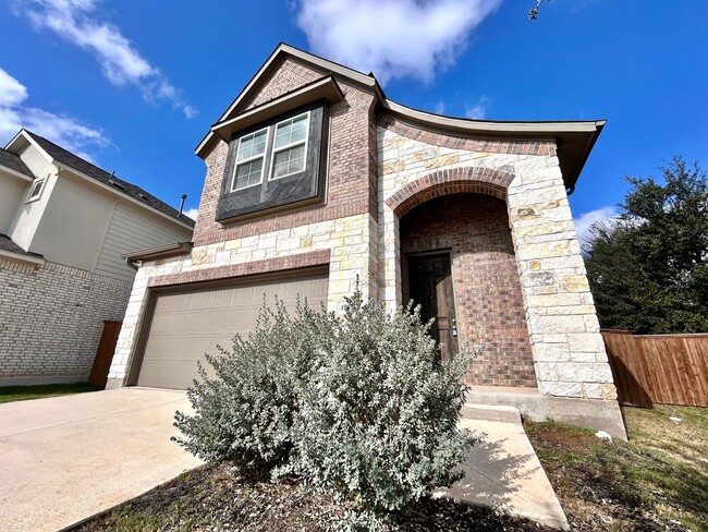 Building Photo - Inviting 4-Bed, 2.5-Bath Home with High Ceilings and Covered Deck