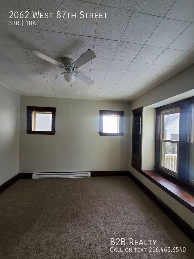 Photo - 2062 W 87th St