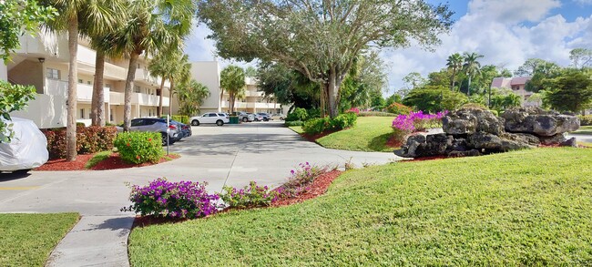 Photo - 501 Forest Lakes Blvd Condo Unit 102