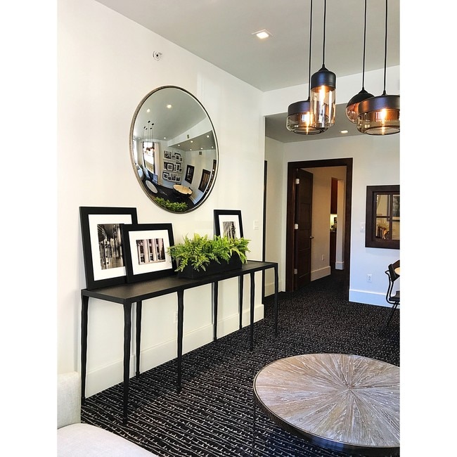 Leasing Office