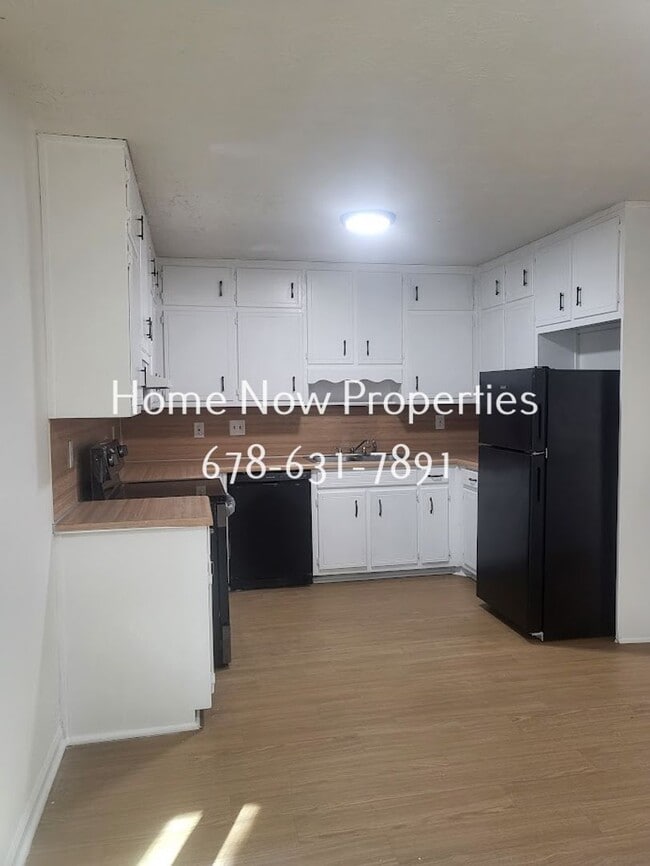 Photo - 3530 Southgate Way SE Unidad A