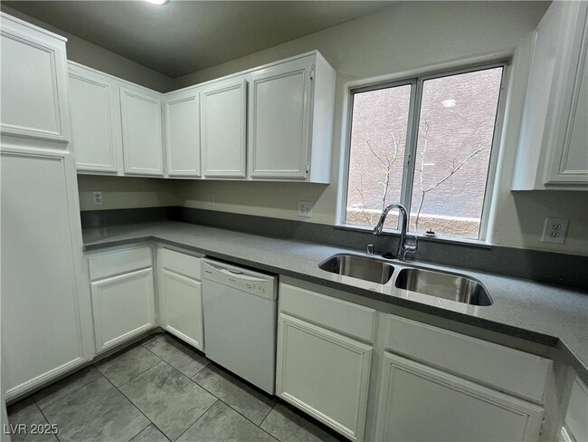 Photo - 5586 Lago Ct