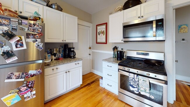 Building Photo - Beautiful 3 bed 1.5 bath in Brighton