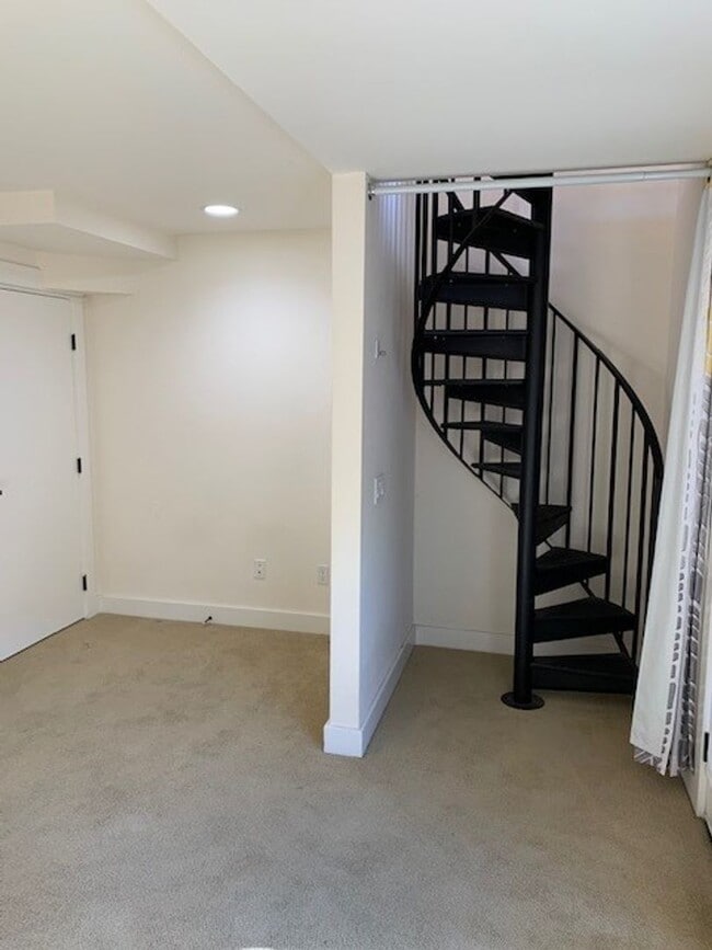 Photo - Central District/Judkins Townhouse