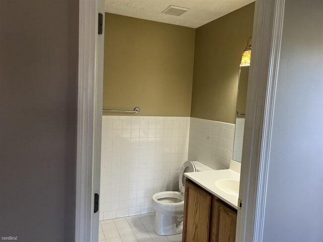 Photo - 2 br, 2 bath Condo - 685 Winding Stream Way