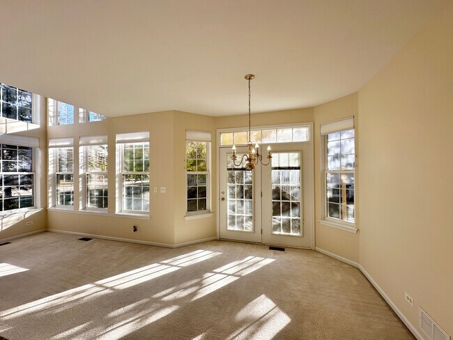 Photo - 2955 Talaga Dr