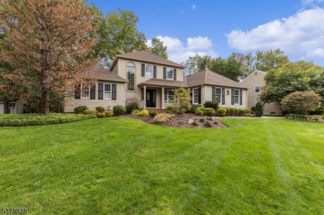 Photo - 9 Strawberry Ln